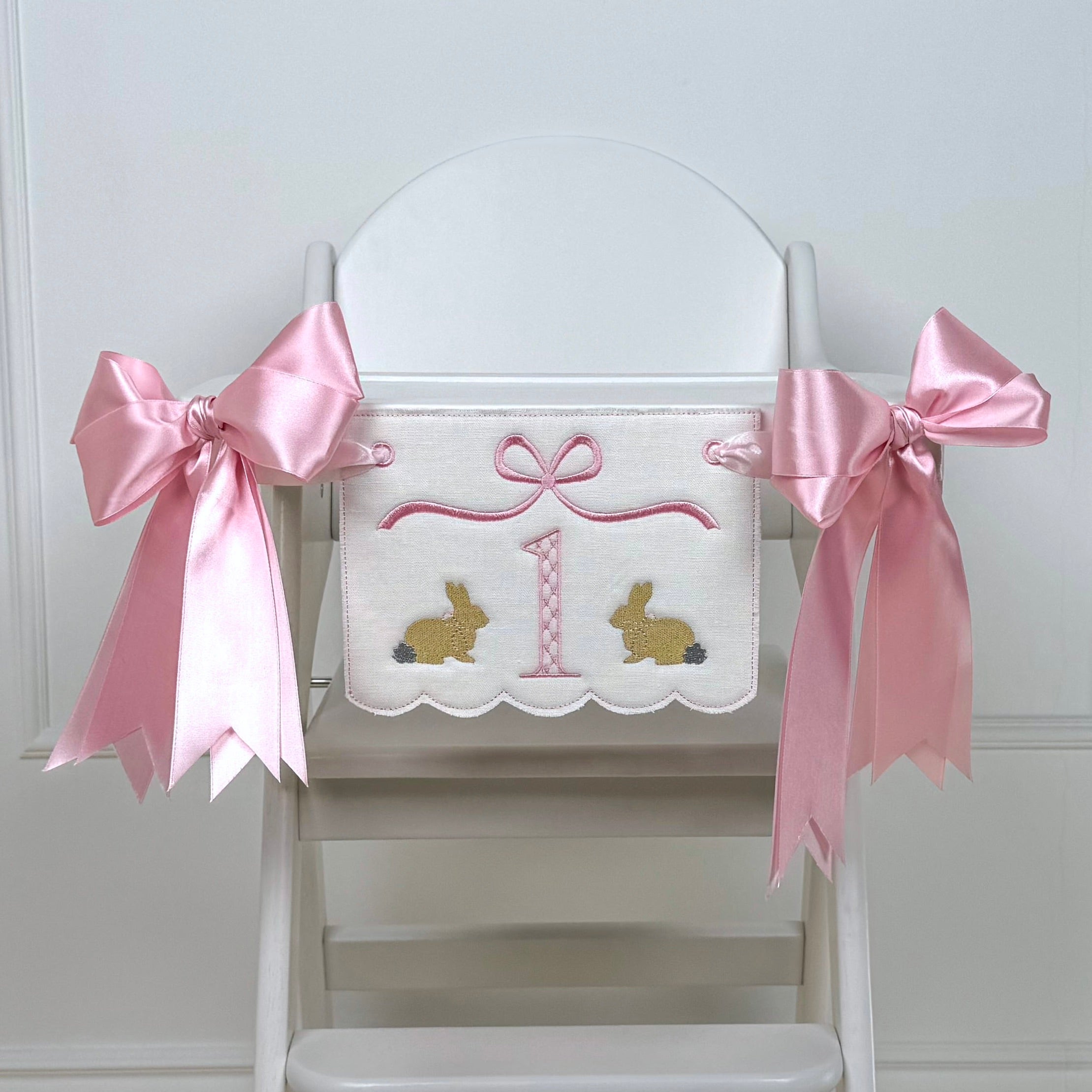 high chair banner, Embroidered First Birthday High Chair Banner, Fabric Birthday Banner, One High chair Banner, First Birthday Wall Banner, birthday banner, One Birthday Banner, birthday decor, happy birthday banner, One Year Banner For High Chair, High chair Banner, One Magical Year, First Birthday Baby , Classic Birthday, One Year Old, Kinder geburstag, first birthday decor, Cake smash photos, 1st birthday party