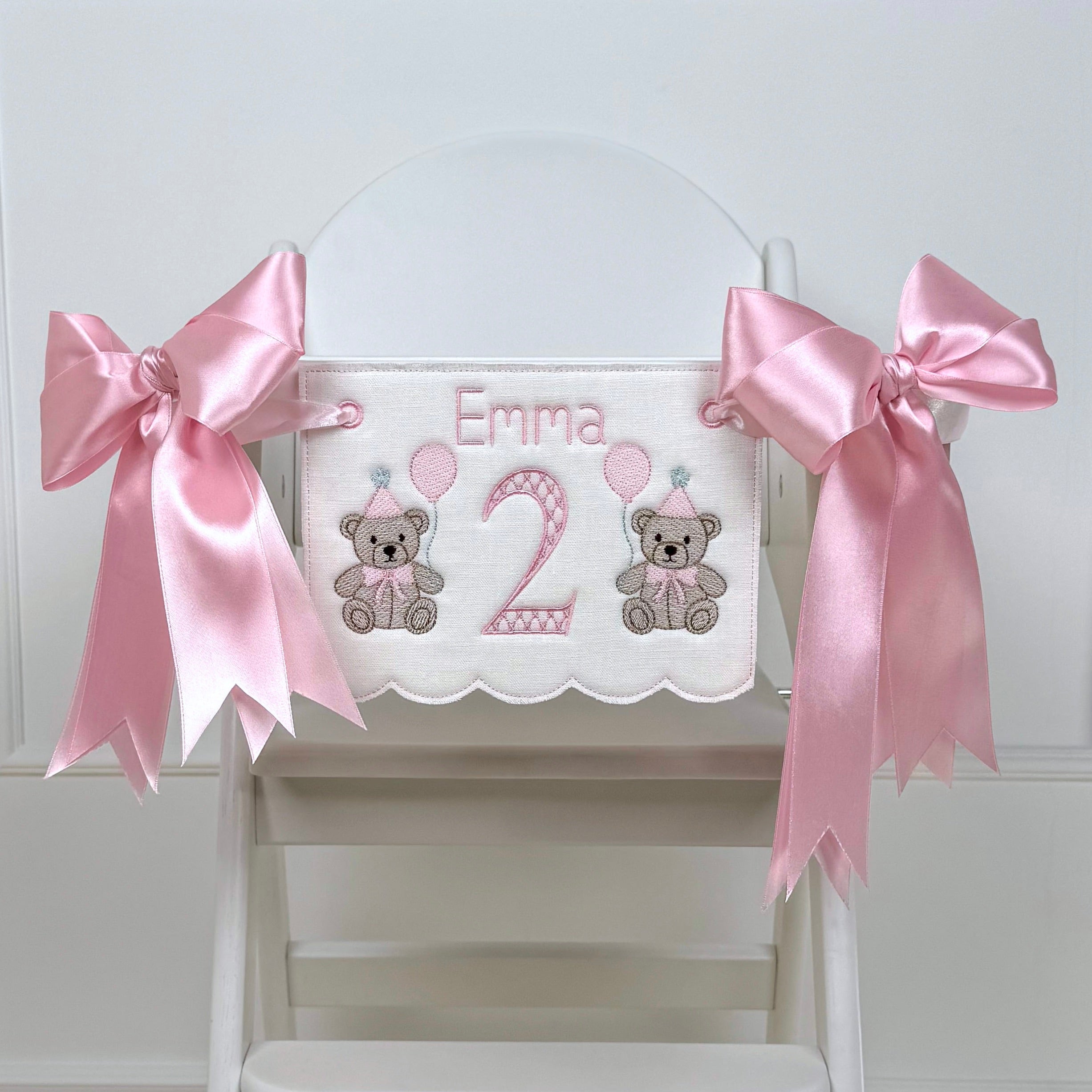 high chair banner, Embroidered First Birthday High Chair Banner, Fabric Birthday Banner, One High chair Banner, First Birthday Wall Banner, birthday banner, One Birthday Banner, birthday decor, happy birthday banner, One Year Banner For High Chair, High chair Banner, One Magical Year, First Birthday Baby , Classic Birthday, One Year Old, Kinder geburstag, first birthday decor, Cake smash photos, 1st birthday party