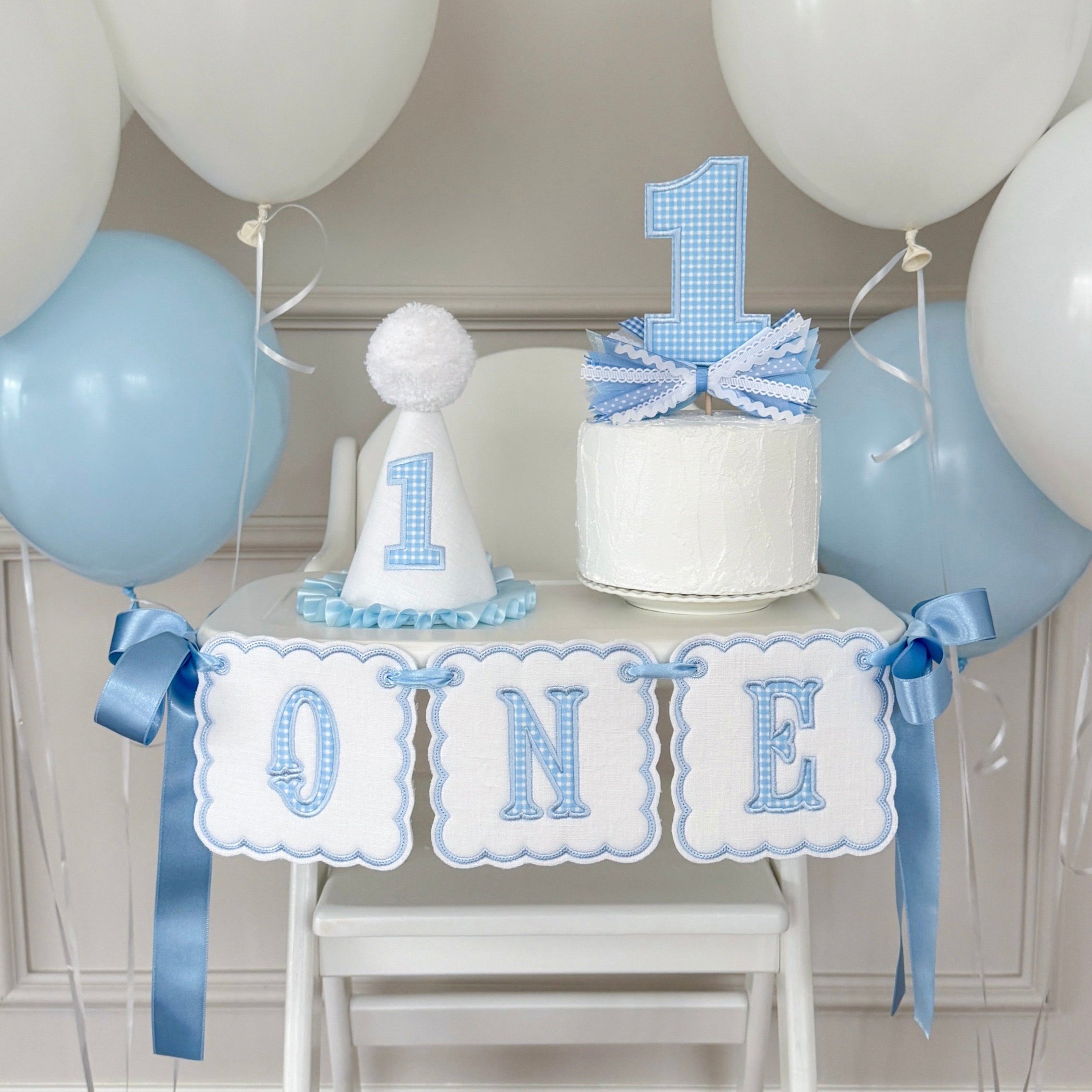 high chair banner, Embroidered First Birthday High Chair Banner, Fabric Birthday Banner, One High chair Banner, First Birthday Wall Banner, birthday banner, One Birthday Banner, birthday decor, happy birthday banner, One Year Banner For High Chair, High chair Banner, One Magical Year, First Birthday Baby , Classic Birthday, One Year Old, Kinder geburstag, first birthday decor, Cake smash photos, 1st birthday party