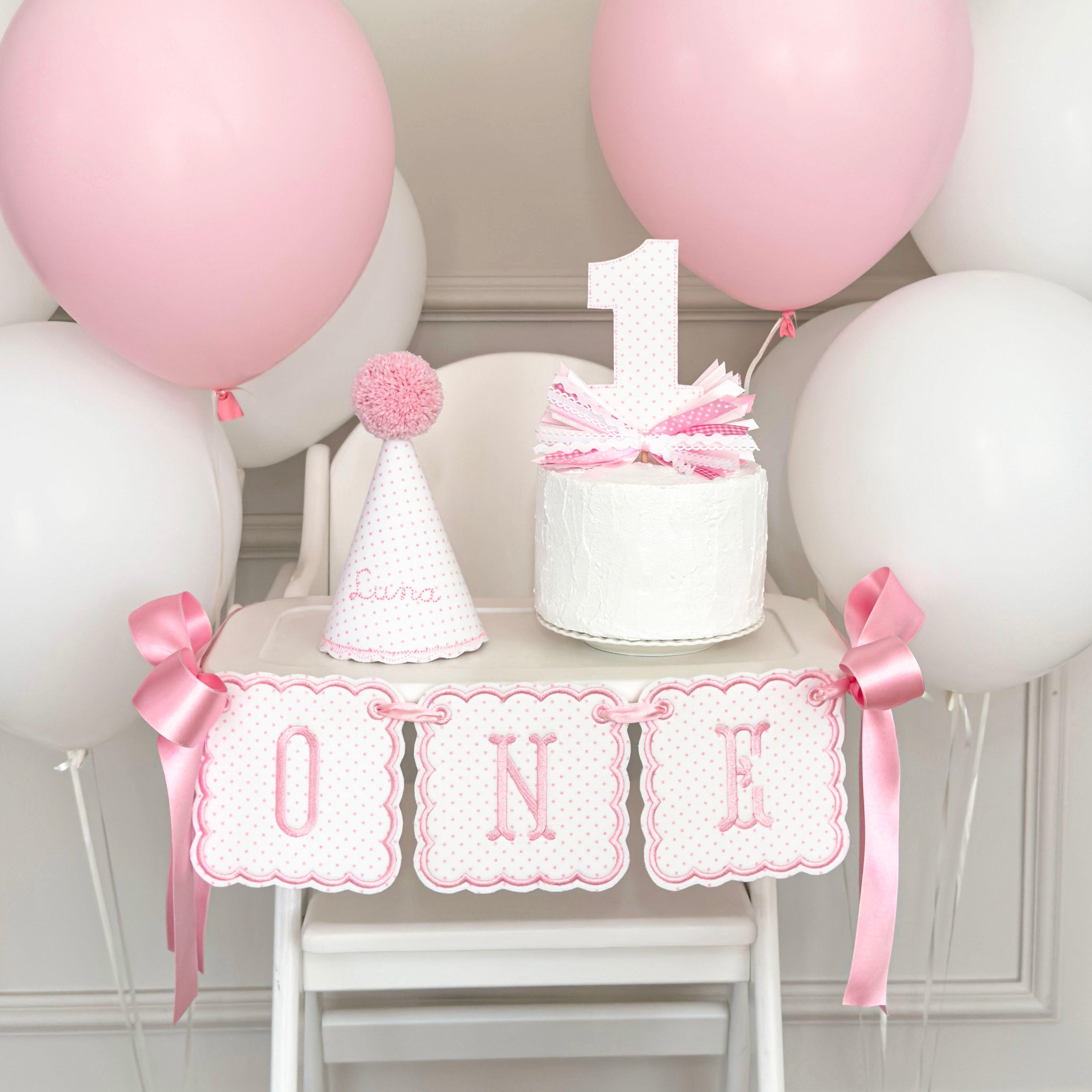 high chair banner, Embroidered First Birthday High Chair Banner, Fabric Birthday Banner, One High chair Banner, First Birthday Wall Banner, birthday banner, One Birthday Banner, birthday decor, happy birthday banner, One Year Banner For High Chair, High chair Banner, One Magical Year, First Birthday Baby , Classic Birthday, One Year Old, Kinder geburstag, first birthday decor, Cake smash photos, 1st birthday party