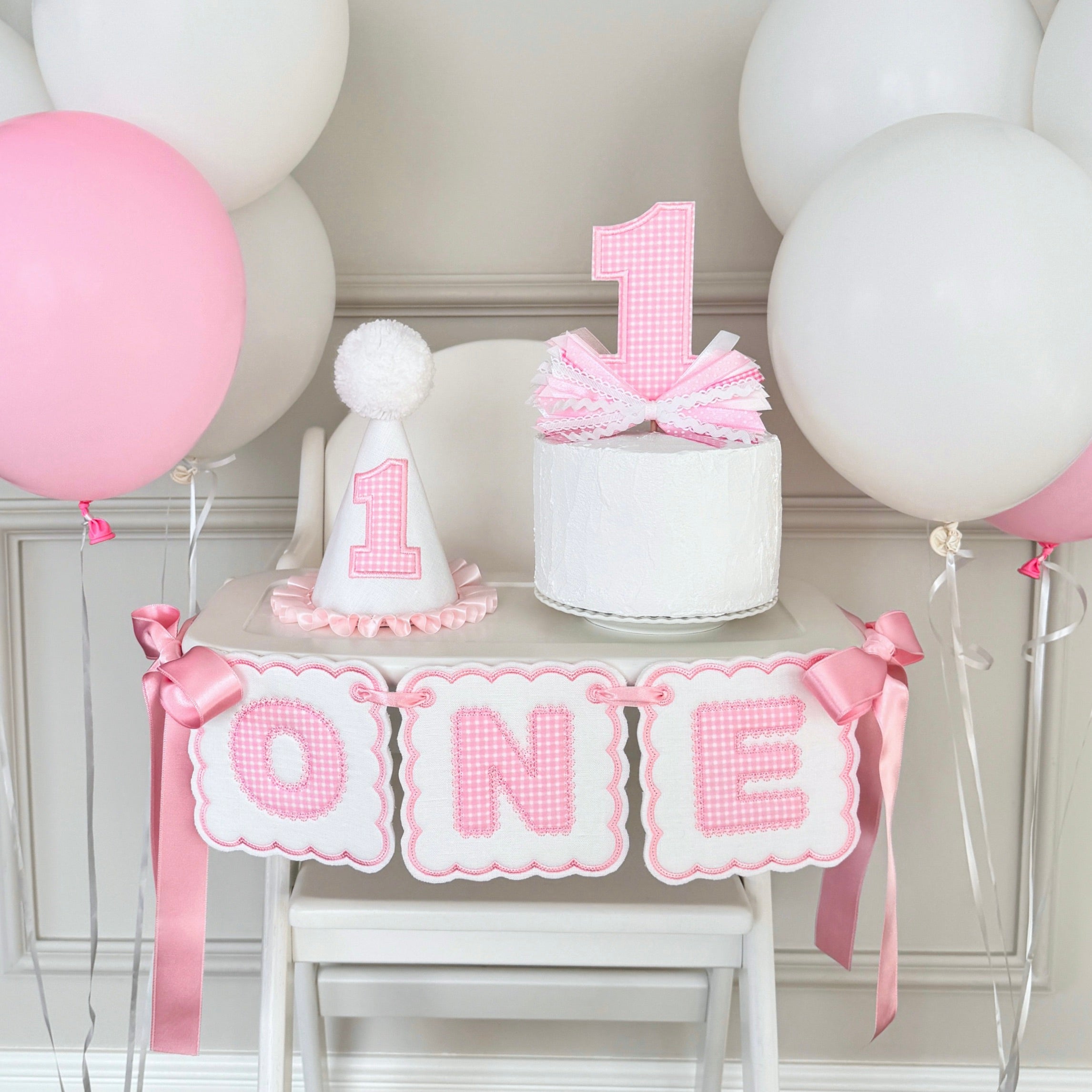 high chair banner, Embroidered First Birthday High Chair Banner, Fabric Birthday Banner, One High chair Banner, First Birthday Wall Banner, birthday banner, One Birthday Banner, birthday decor, happy birthday banner, One Year Banner For High Chair, High chair Banner, One Magical Year, First Birthday Baby , Classic Birthday, One Year Old, Kinder geburstag, first birthday decor, Cake smash photos, 1st birthday party