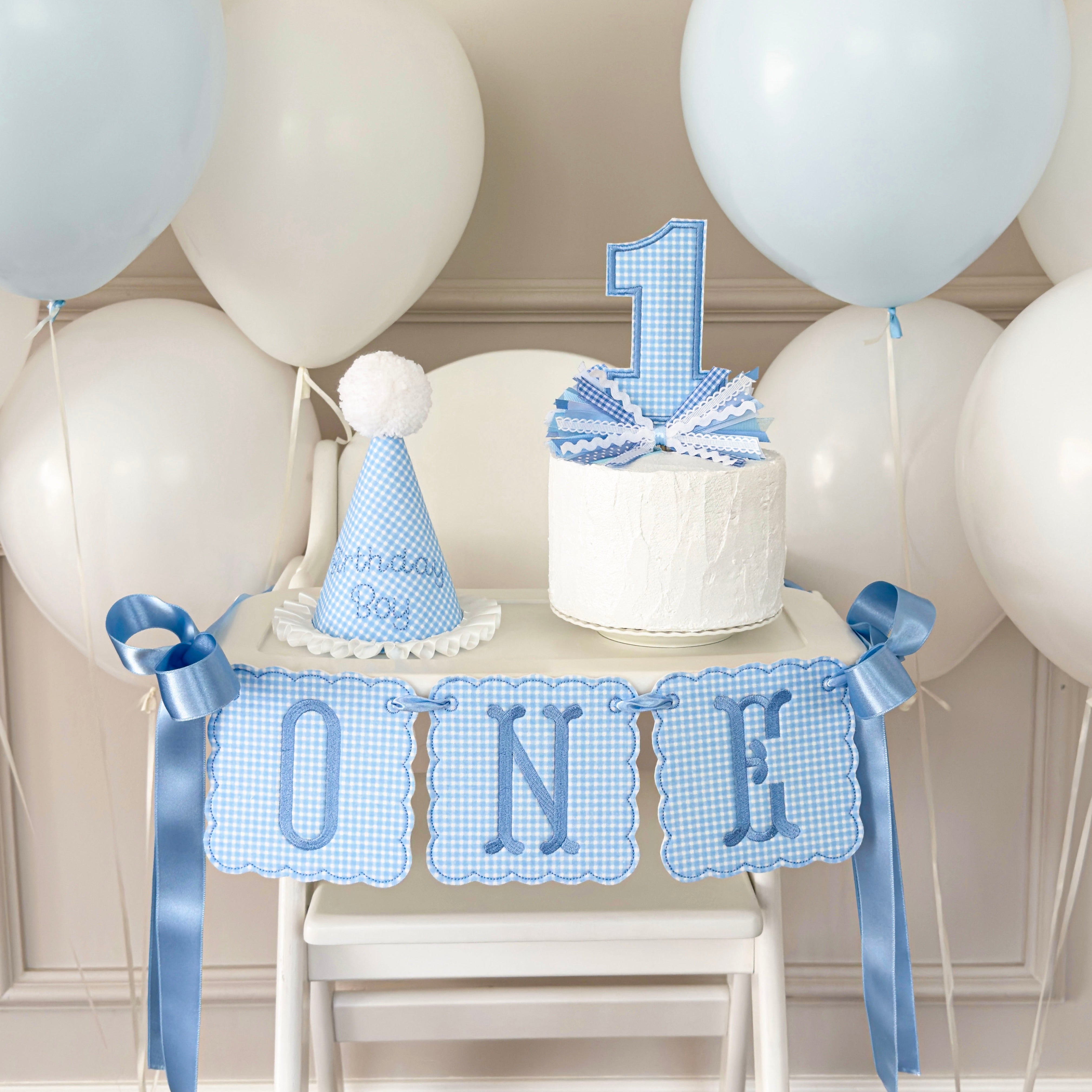 high chair banner, Embroidered First Birthday High Chair Banner, Fabric Birthday Banner, One High chair Banner, First Birthday Wall Banner, birthday banner, One Birthday Banner, birthday decor, happy birthday banner, One Year Banner For High Chair, High chair Banner, One Magical Year, First Birthday Baby , Classic Birthday, One Year Old, Kinder geburstag, first birthday decor, Cake smash photos, 1st birthday party